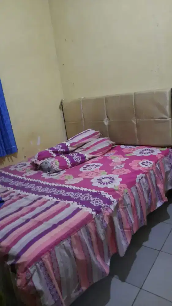 Kasur kondisi bagus