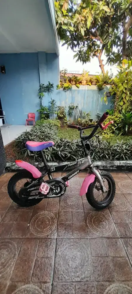 Sepeda BMX 20 & 12 inch Bahan