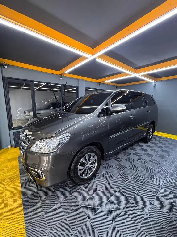 Innova V Diesel 2015 Istimewa