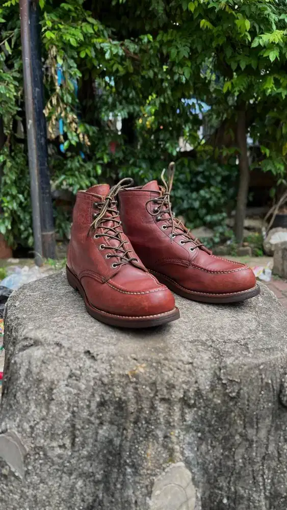 Redwing 213 moctoe oxblood
