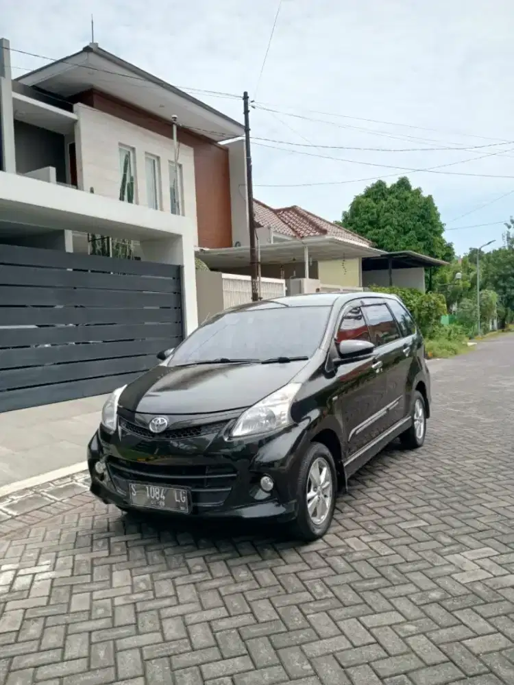 AVANZA VELOZ 1.5 MT 2011 PEMAKAIAN 2012