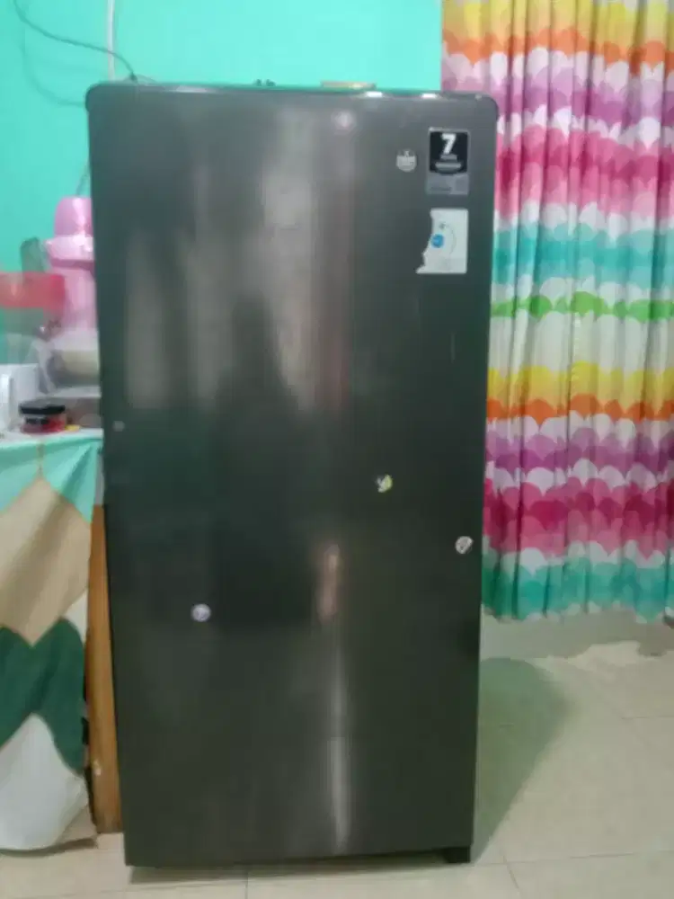 Kulkas AQUA Dark grey