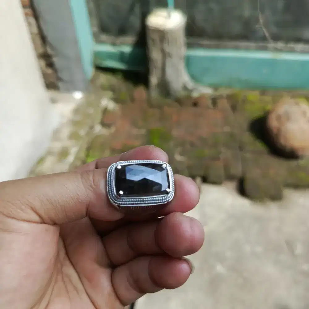 Batu Ruby cutting istimewa ukuran jumbo jadul kuno dan antik