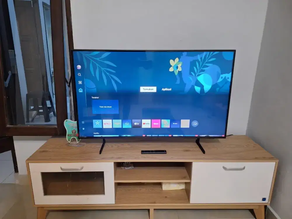 Samsung smart tv 50 inch 50DUE800 desain airslim remot solarcell