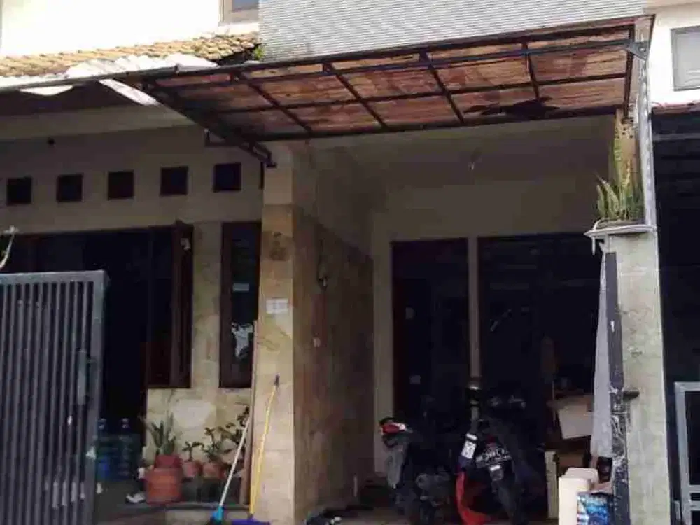 RUMAH 2 LANTAI - DEKAT KANTOR PEMERINTAHAN -AREA SADING