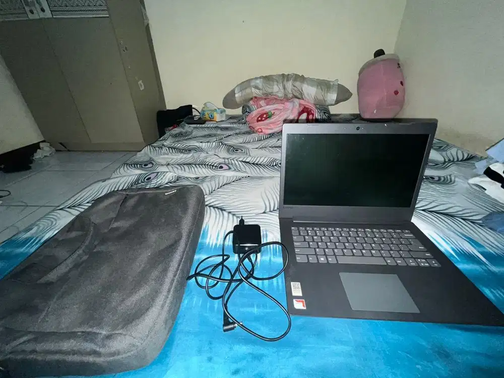 Jual laptop Lenovo ideapad 130 amd 4 ram 4