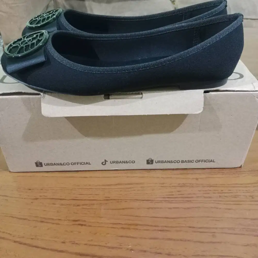 Flatshoes brand original urban n co size 39