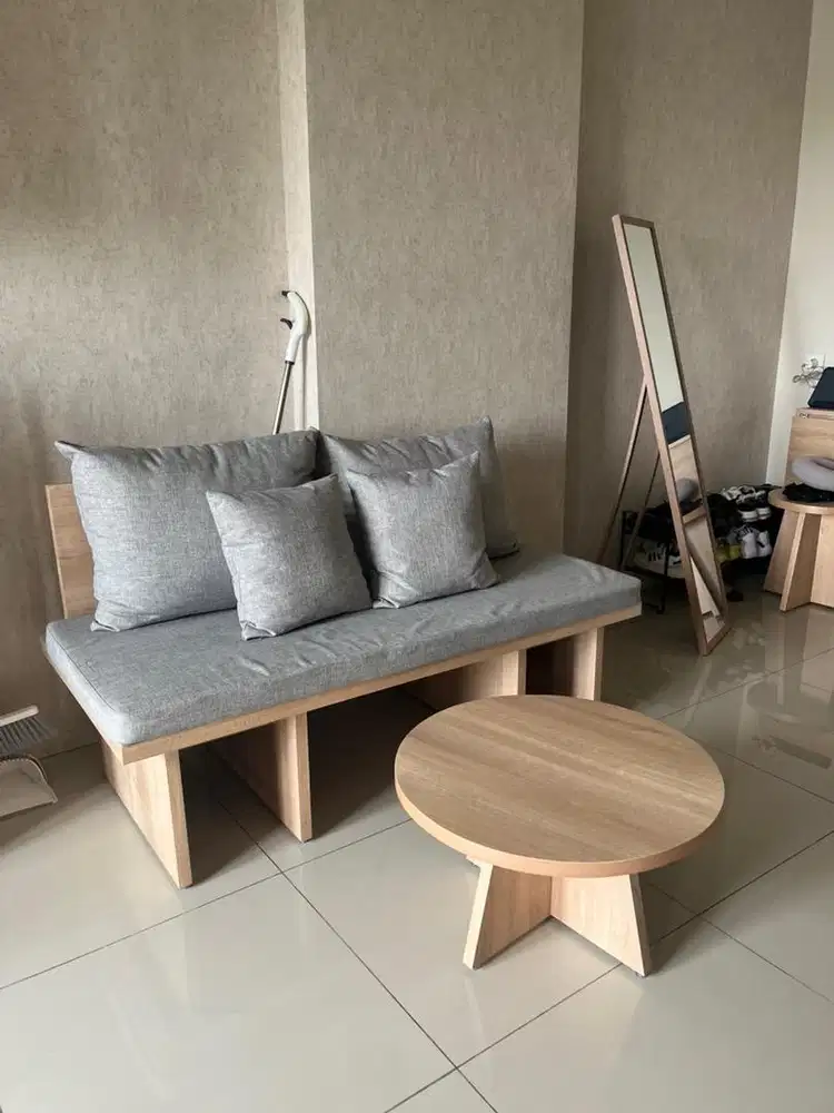 Sofa dan Meja Ruang Tamu