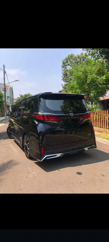 Toyota Alphard 2023 Hybrid