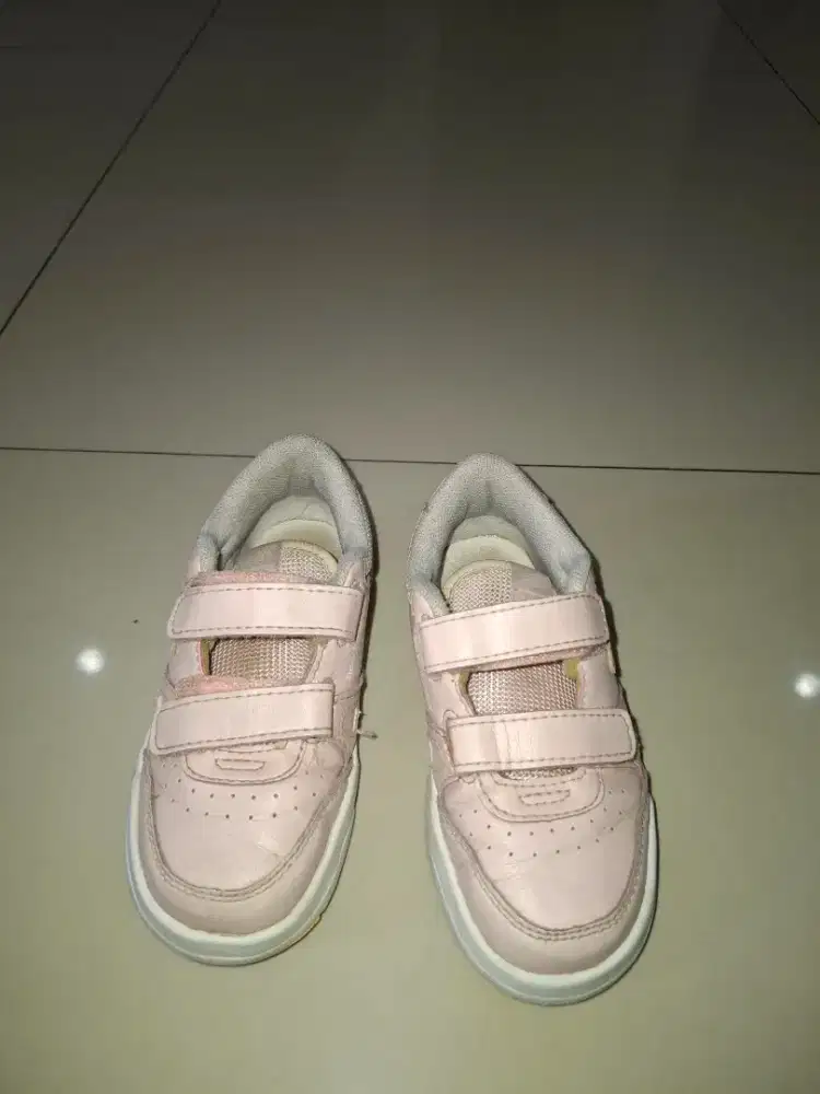 Sepatu Anak Kids New Balance CT20 (IVCT20SM) ukuran 26 EU  warna pink