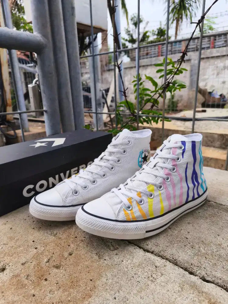 Sepatu Converse rainbow zebra print allstar Vans Nike Adidas puma ori