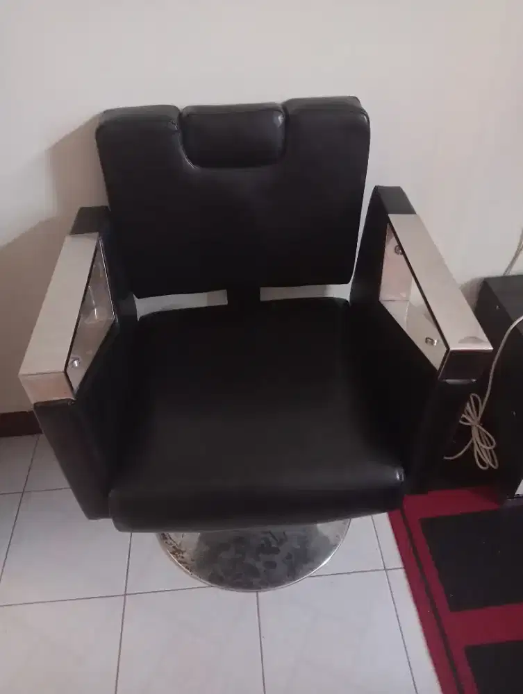 Kursi barber hidrolik