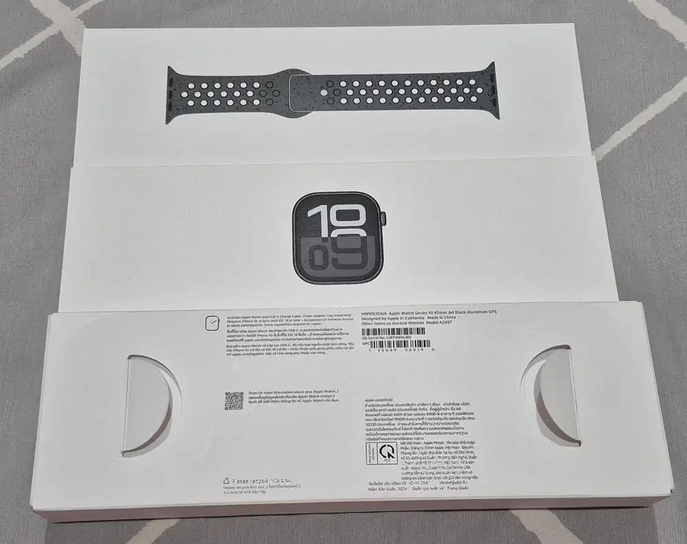 Apple watch 10 42mm jetblack with nike strap