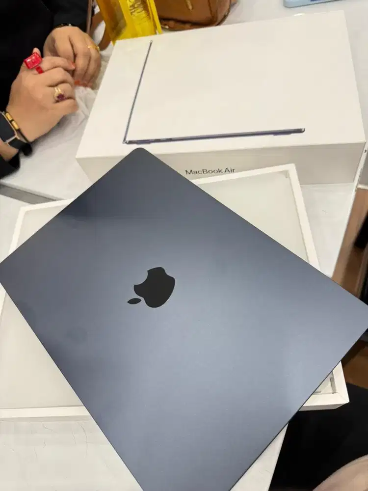 MacBook Air M4 16/256 Midnight