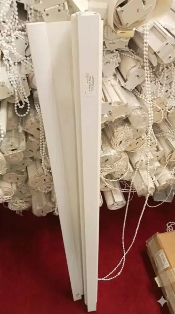 Roller Blind Ex Kantor Like New Berbagai macam Ukuran