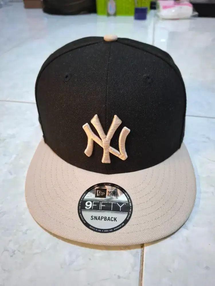 Topi New Era Snapback NY