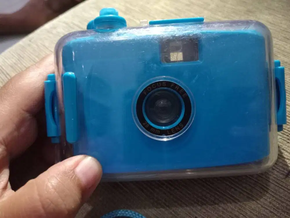 Kamera Underwater Biru Polos Like New.