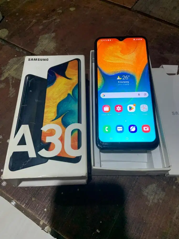 Samsung A30 4/64gb resmi segel ori gak ada minus