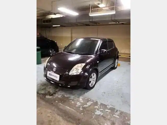 KM Rendah TDP 5JT Suzuki Swift 1.5 St Bensin-MT 2009 Merah