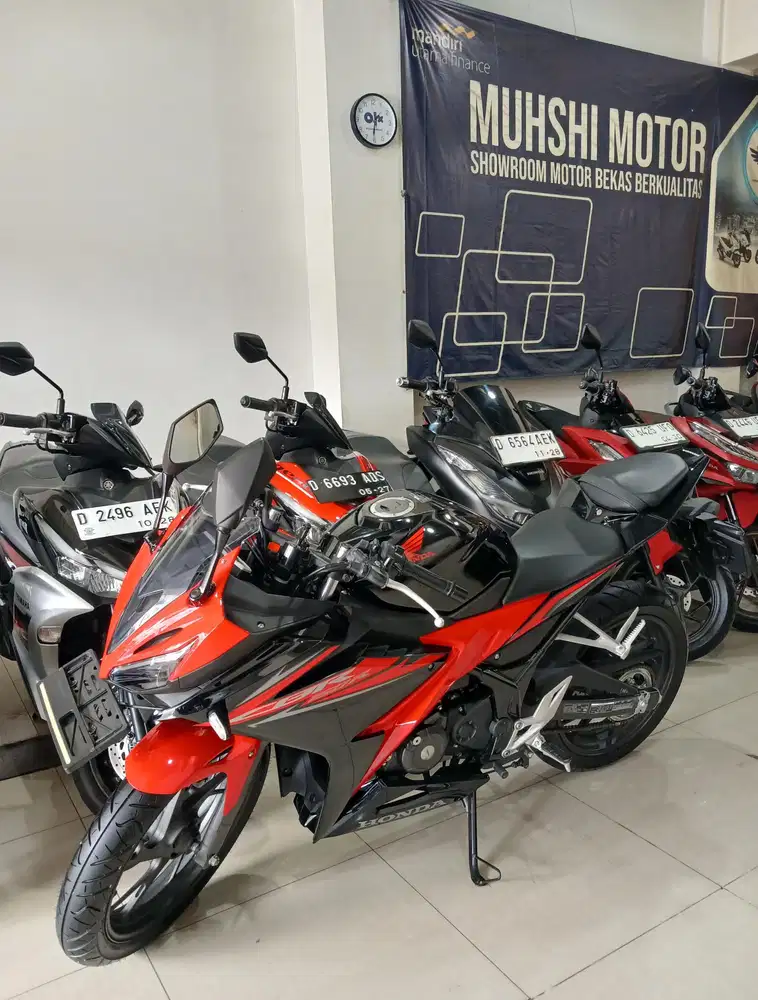 KM 500 PERAK, CBR 150 R FACELIFT 2018,99% SEPERTI BARU, MUHSHI MOTOR.