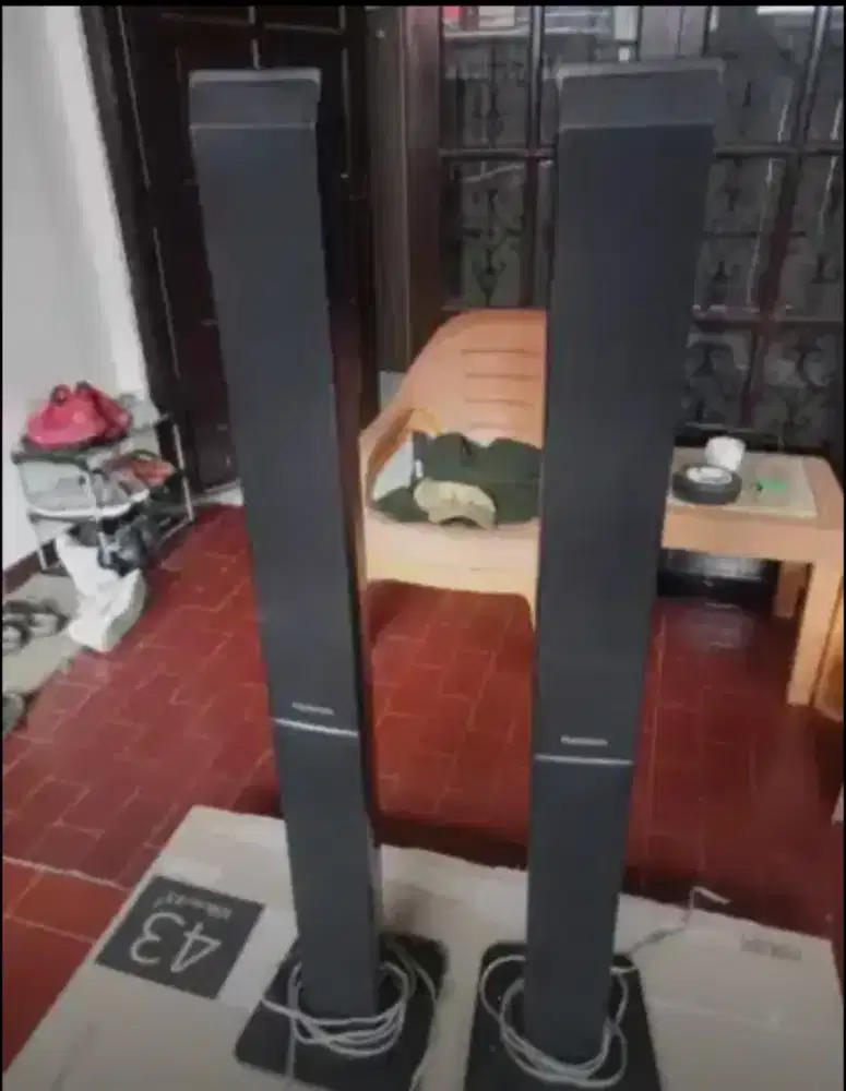 Panasonic Floor Standing Speaker SB-HS861,Pasif, Lokasi Cibubur
