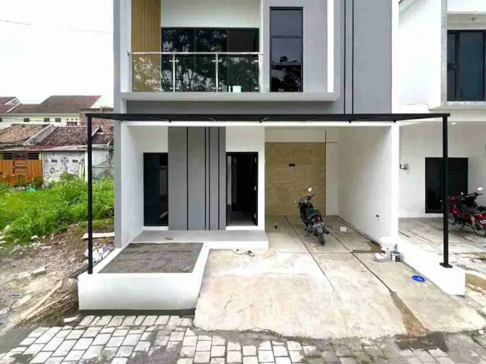 Rumah 2lt Desain Modern Pesan Bangun di Cluster Purbayan