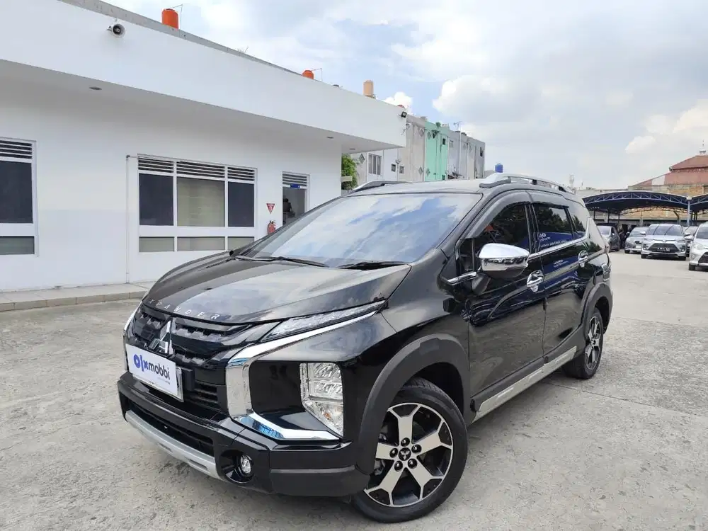 DP MURAH - Mitsubishi Xpander 1.5 Cross Bensin-MT 2022