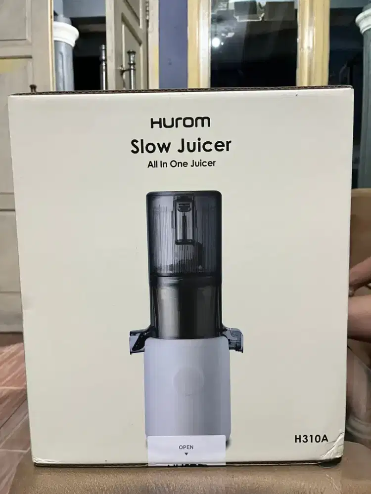 HUROM SLOW JUICER