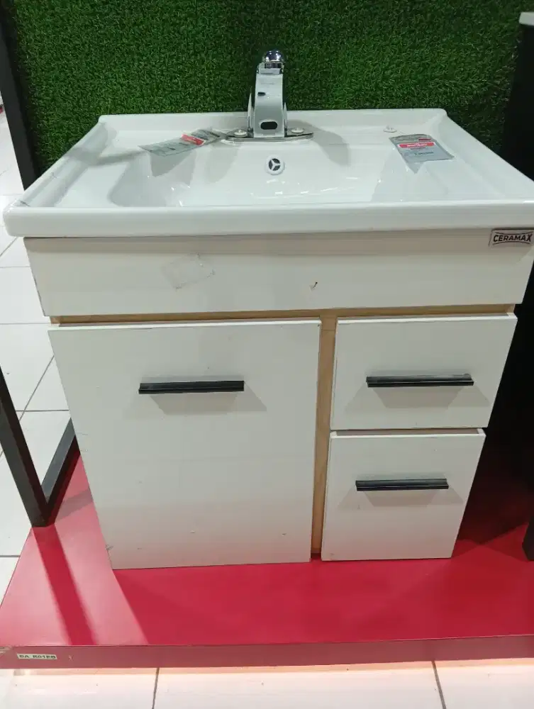 CERAMAH LIAM SERIES PS-837 WHITE BATH CABINET SET