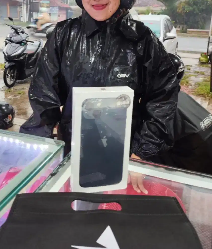 KREDIT IPHONE 13 BARU IBOX BY AKULAKU