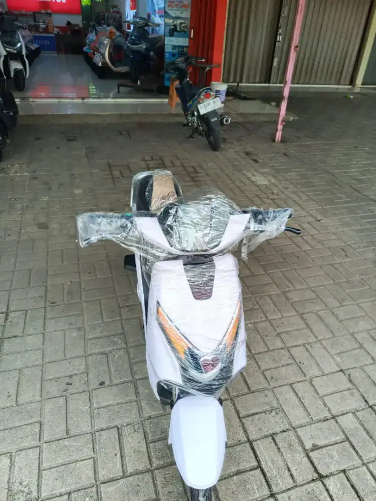 Di jual sepeda listrik tipe D75