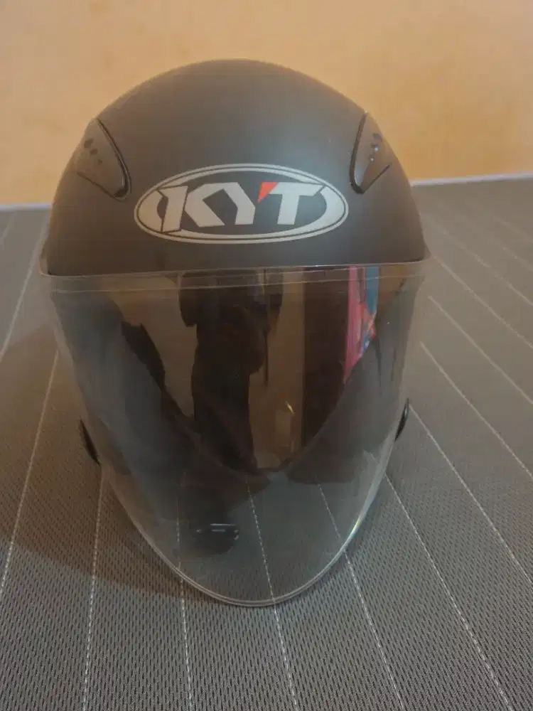 Jual Helm Kyt Galax Flat R Dauble Kaca dua Masih Bagus ..