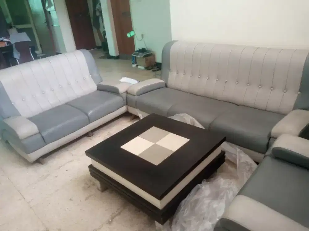 Satu set sofa ruang tamu (Bekas,)