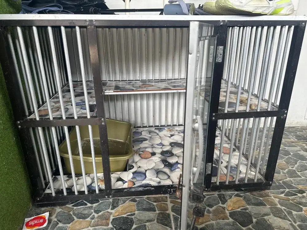 Kandang kucing aluminium