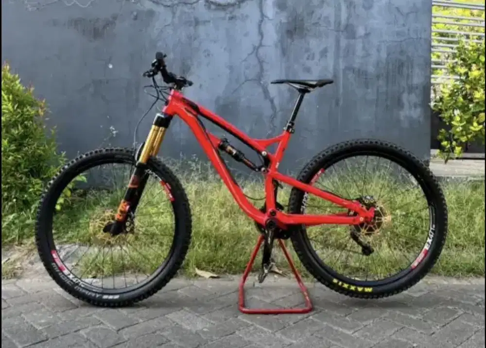 Patrol 671 red bekas