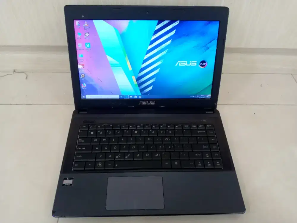 LAPTOP Asus X45u Murah aja Siap Pakai