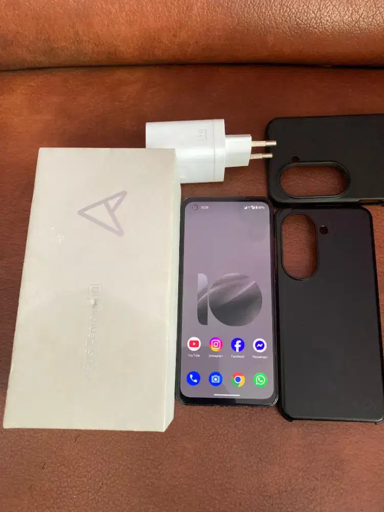 Asus Zenfone 10 8/128gb