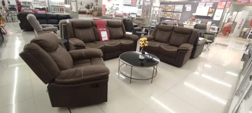 WINCHESTER SOFA SET RECLAINEE