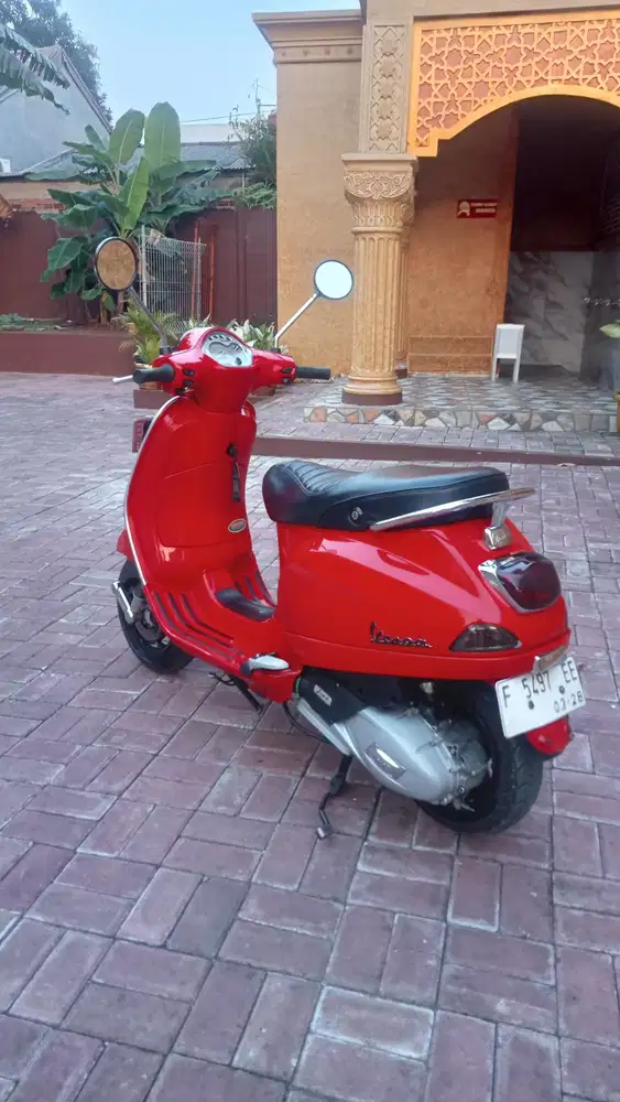 {jual butuh} Vespa LX 2018 Orisinill full