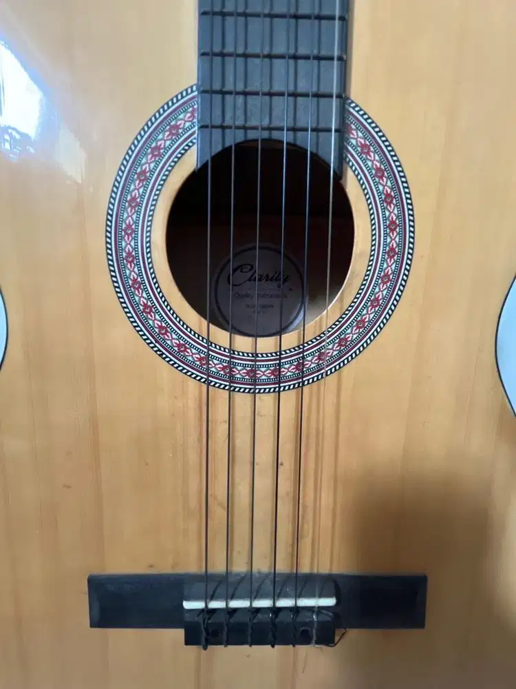 Jual gitar Clarity