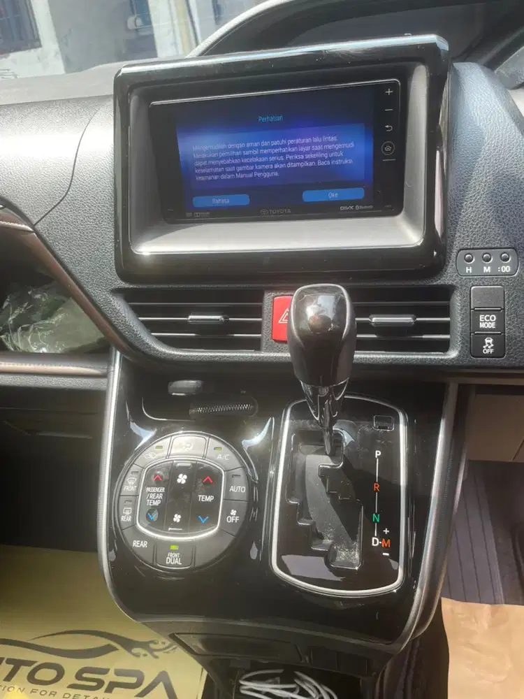 Toyota Voxy 2019 Bensin