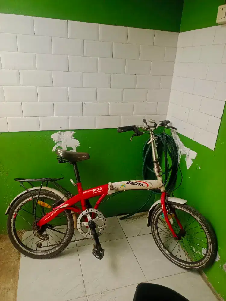 Di jual sepeda merek exotic lipat  ukuran 20/22