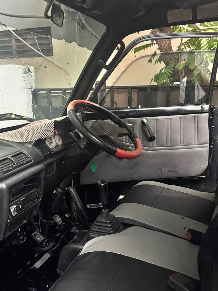 Suzuki Futura 2010 Bensin