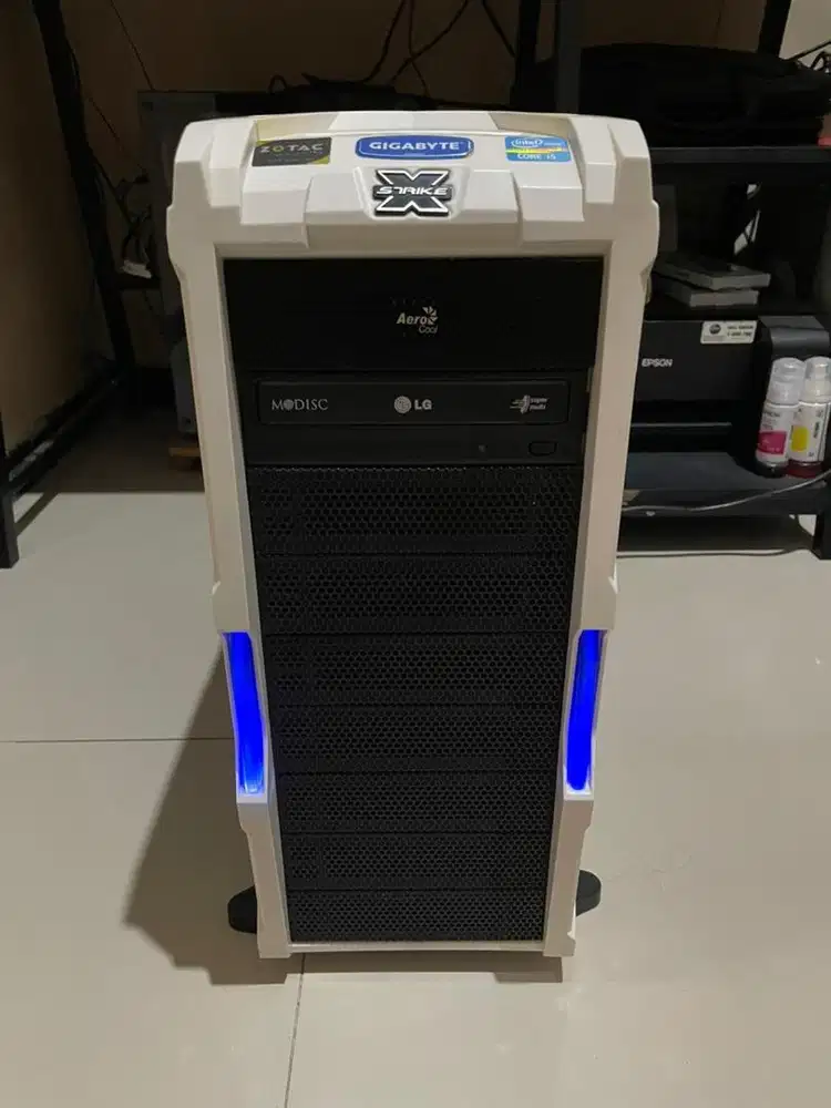 Jual PC Gaming Aerocool Strike X