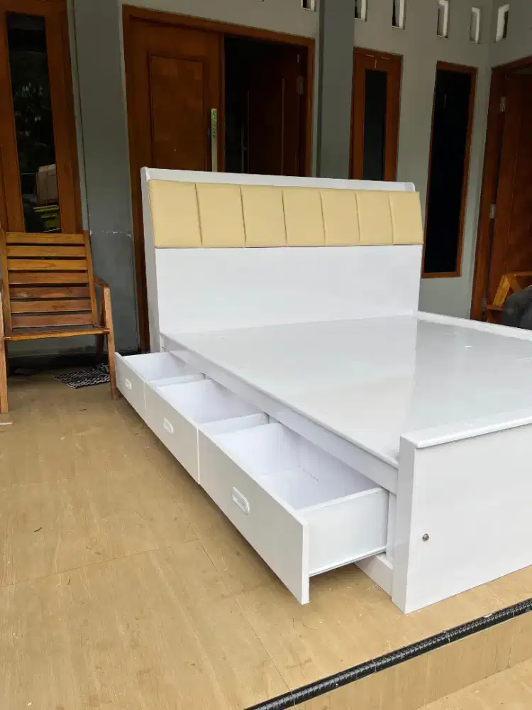 Jual dipan minimalis