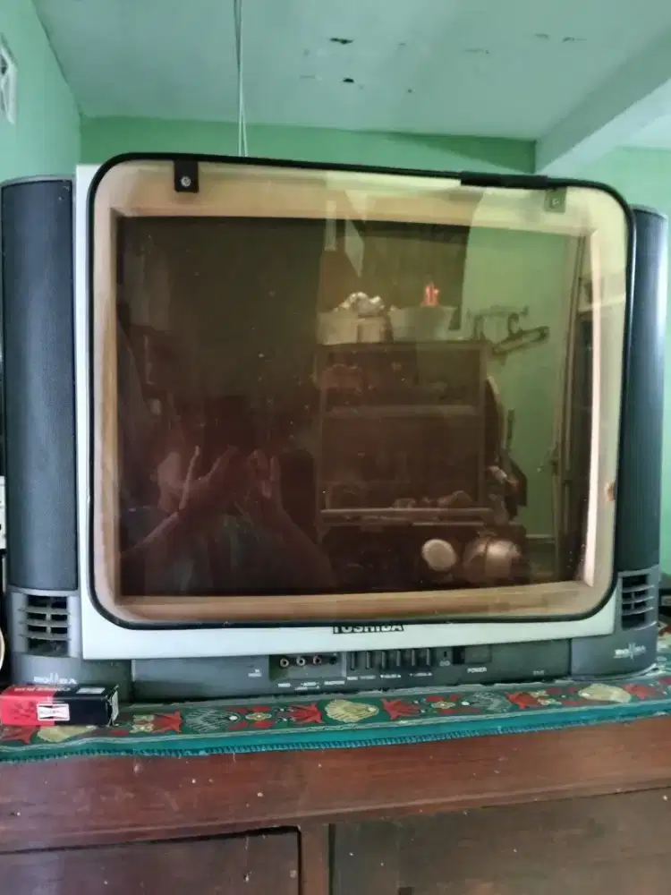 Jual TV bekas Uk 27 in