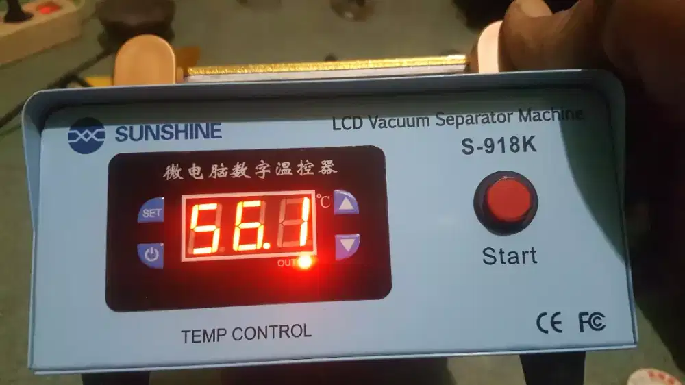 Separator pemisah lcd