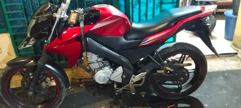 Di jual YAMAHA VIXION 2014