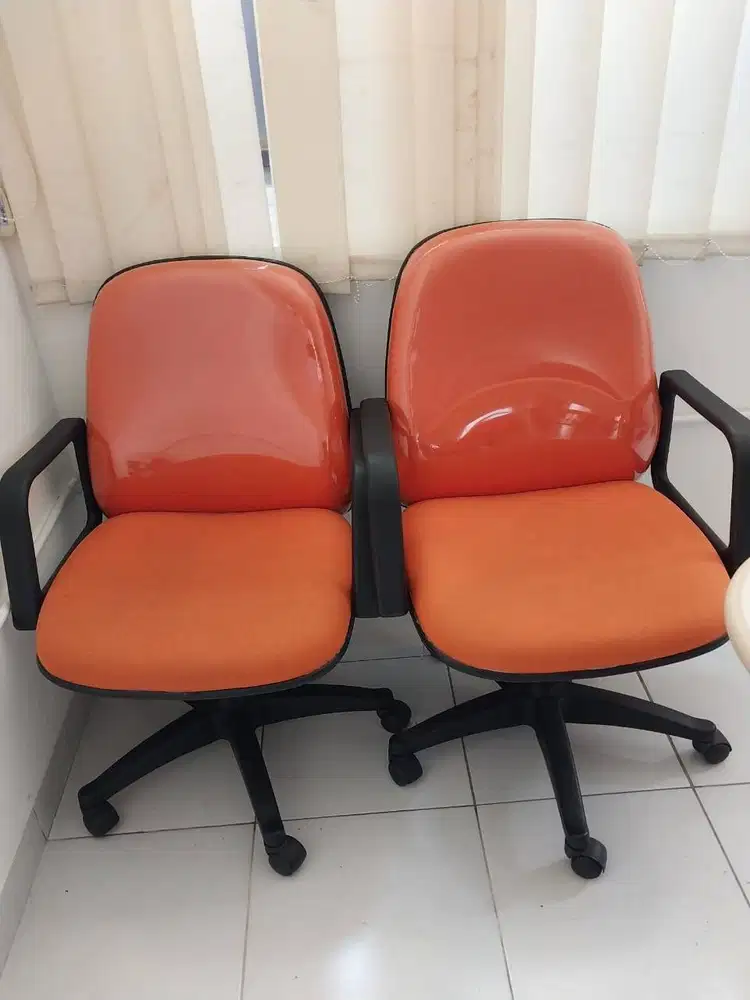 Jual Kursi Kantor kondisi bagus