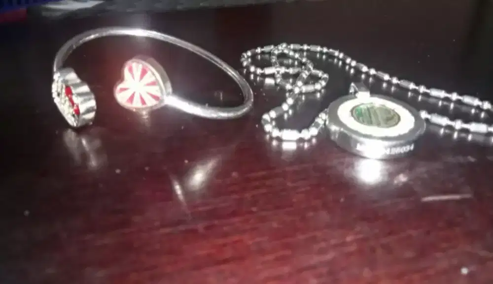 Kalung dan gelang pendant kalung kesehatan MCI original